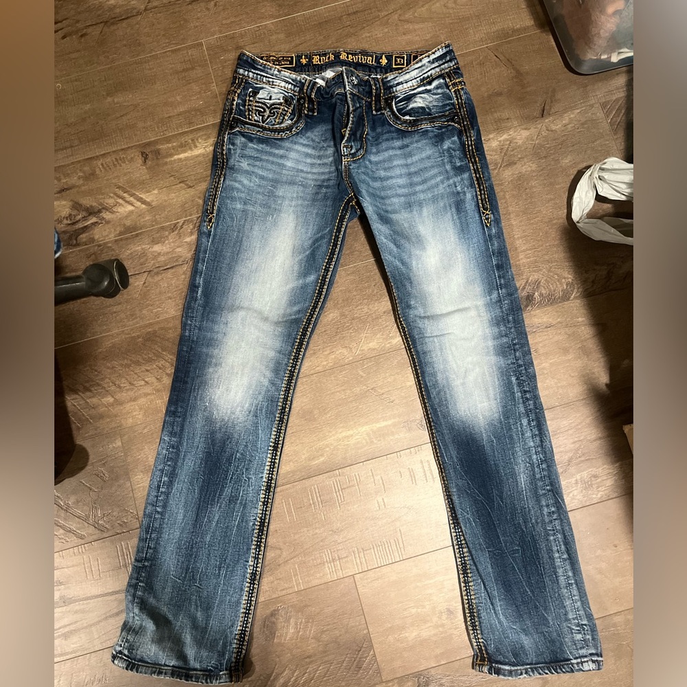 Men’s Rock revival jeans. Size 33